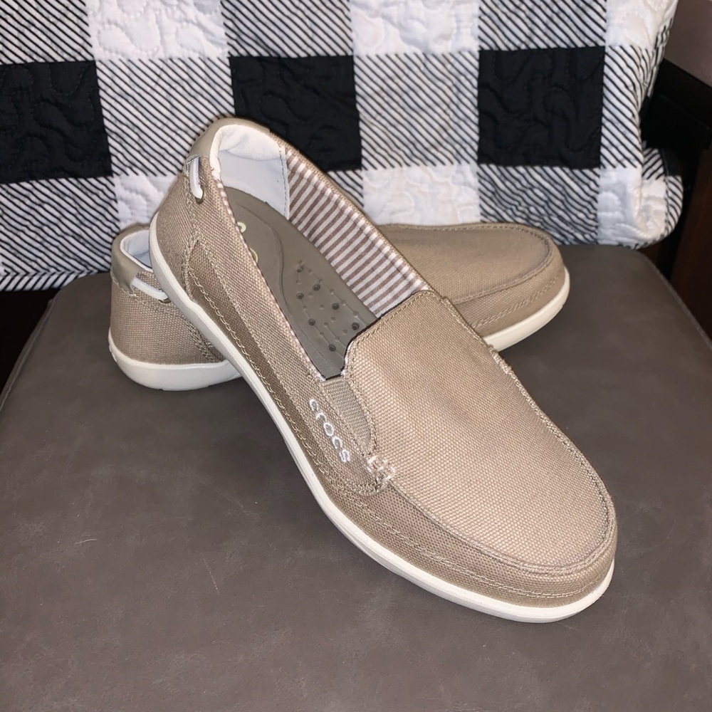 Crocs loafers